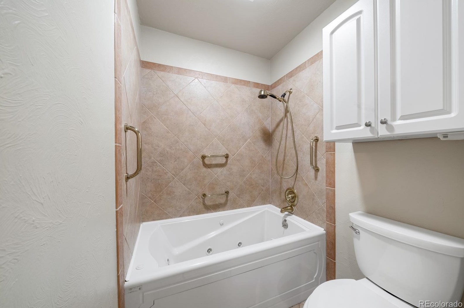 2047 Academy Blvd, Colorado Springs CO 80909-1505 exterior