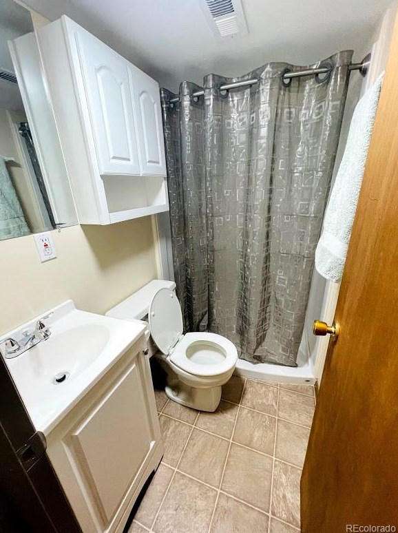 9216 Maplewood Ave, Littleton CO 80120-2520 exterior