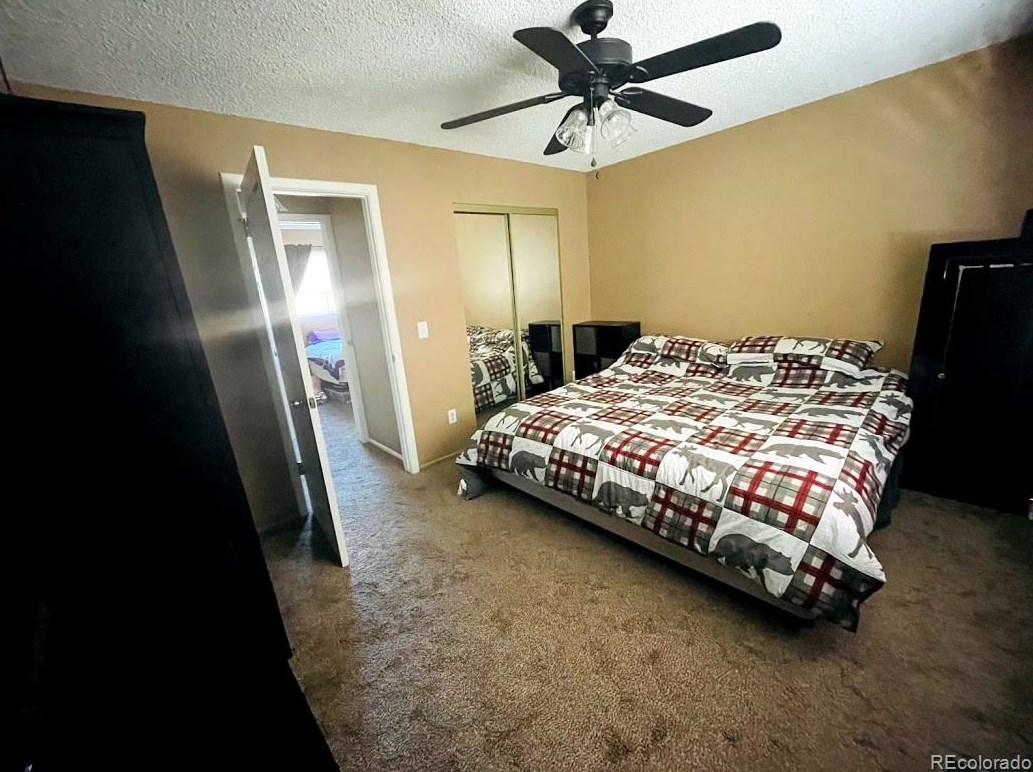 9216 Maplewood Ave, Littleton CO 80120-2520 exterior