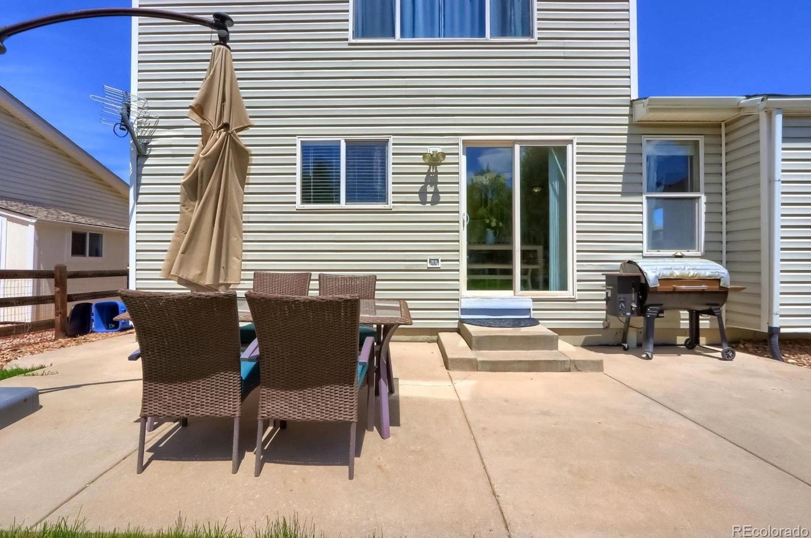 7690 Mule Deer Pl, Littleton CO 80125-8865 exterior