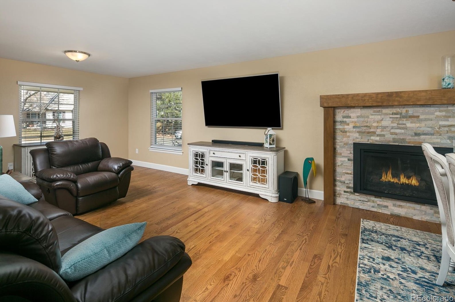 438 Jamison Ave, Littleton CO 80122-2828 exterior