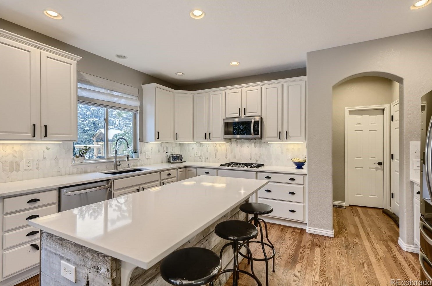 7482 Lewis Ct, Littleton CO 80127-4279 exterior