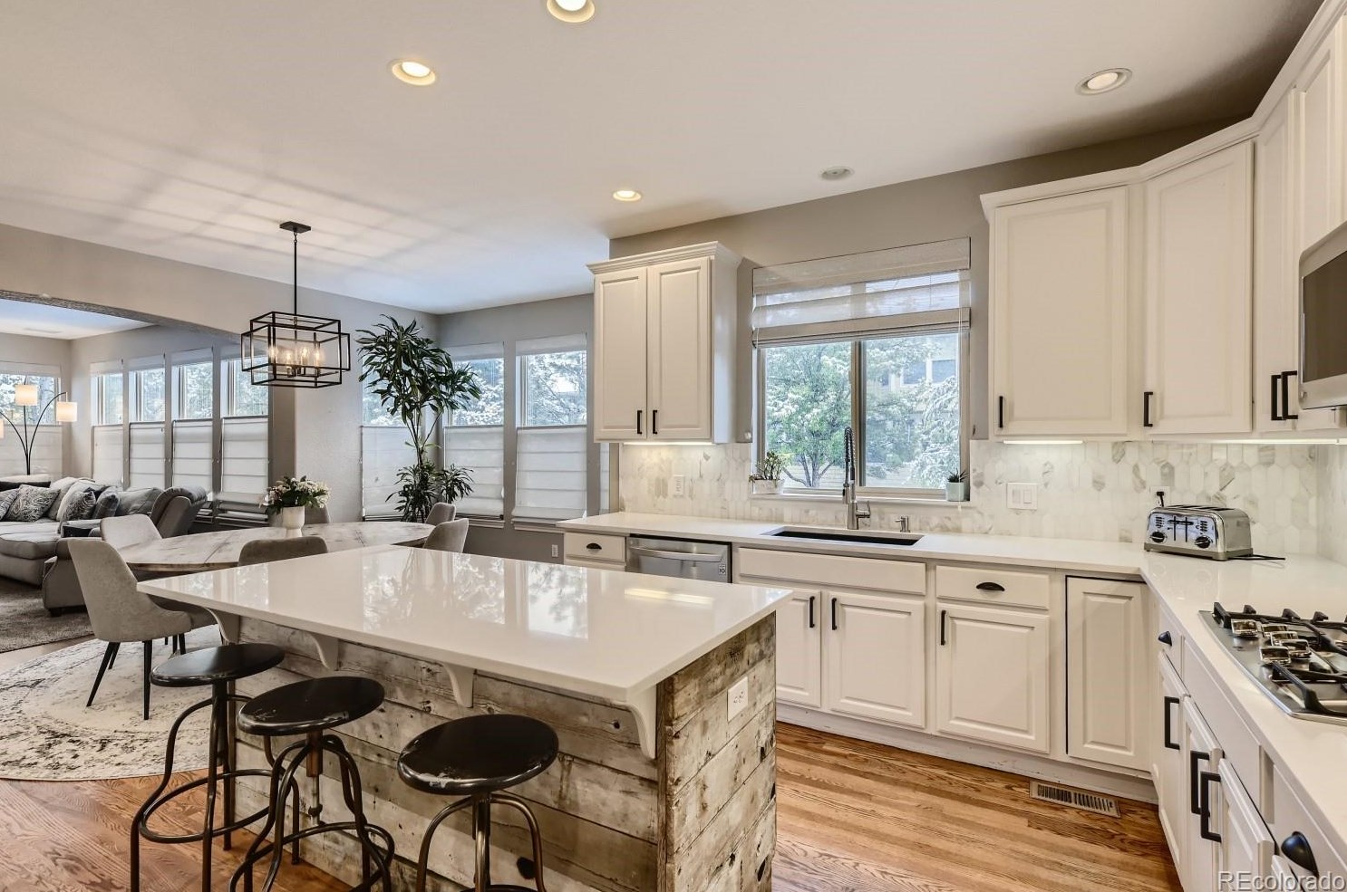 7482 Lewis Ct, Littleton CO 80127-4279 exterior