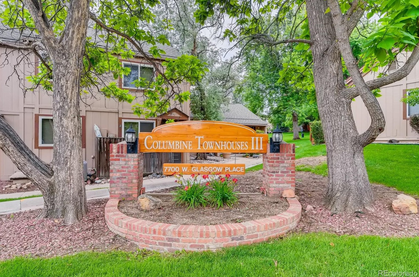 7700 Glasgow Pl, Littleton CO  80128-4836 exterior