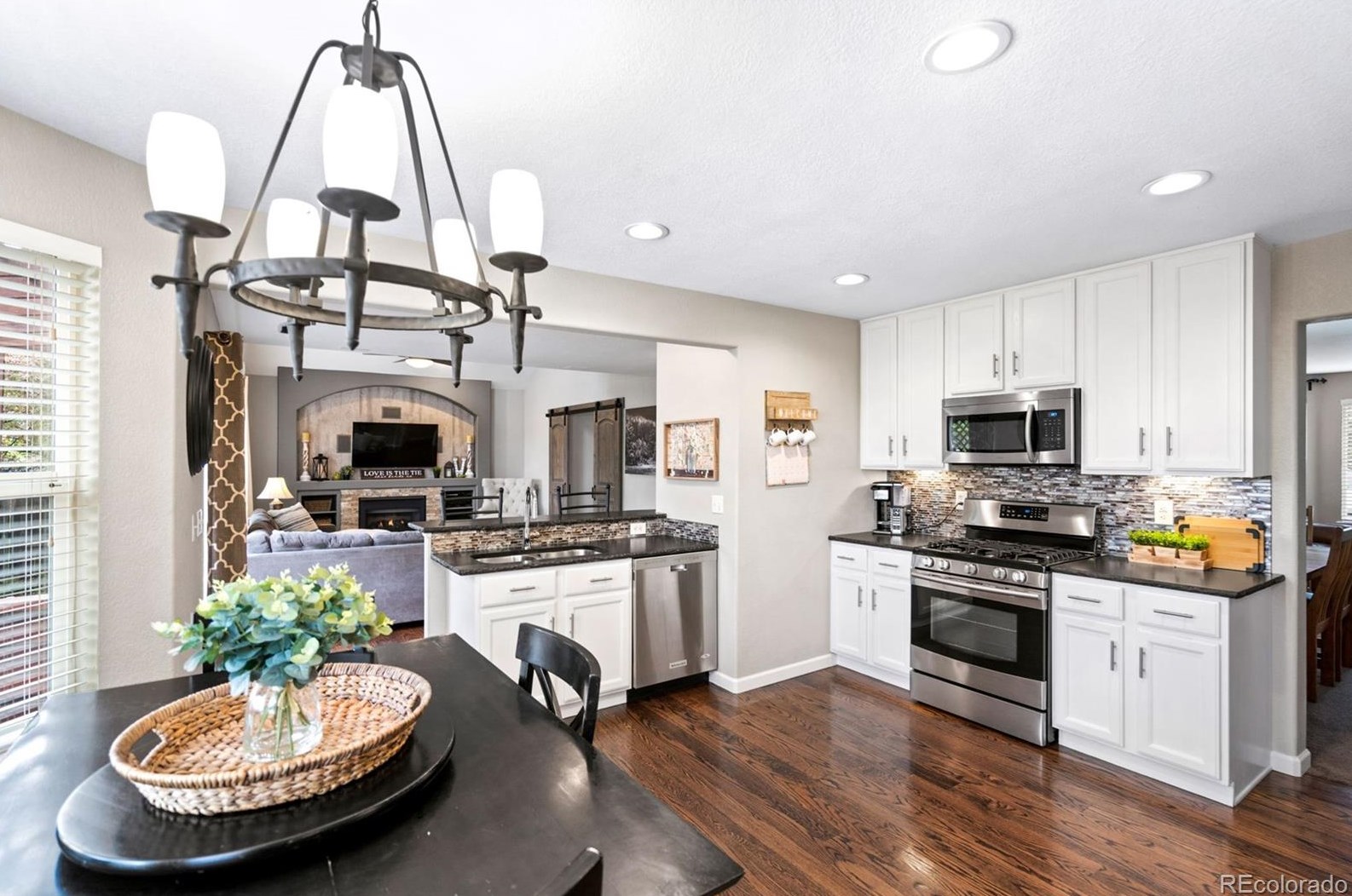 6456 Mcintyre Ct, Arvada CO  80007-6936 exterior