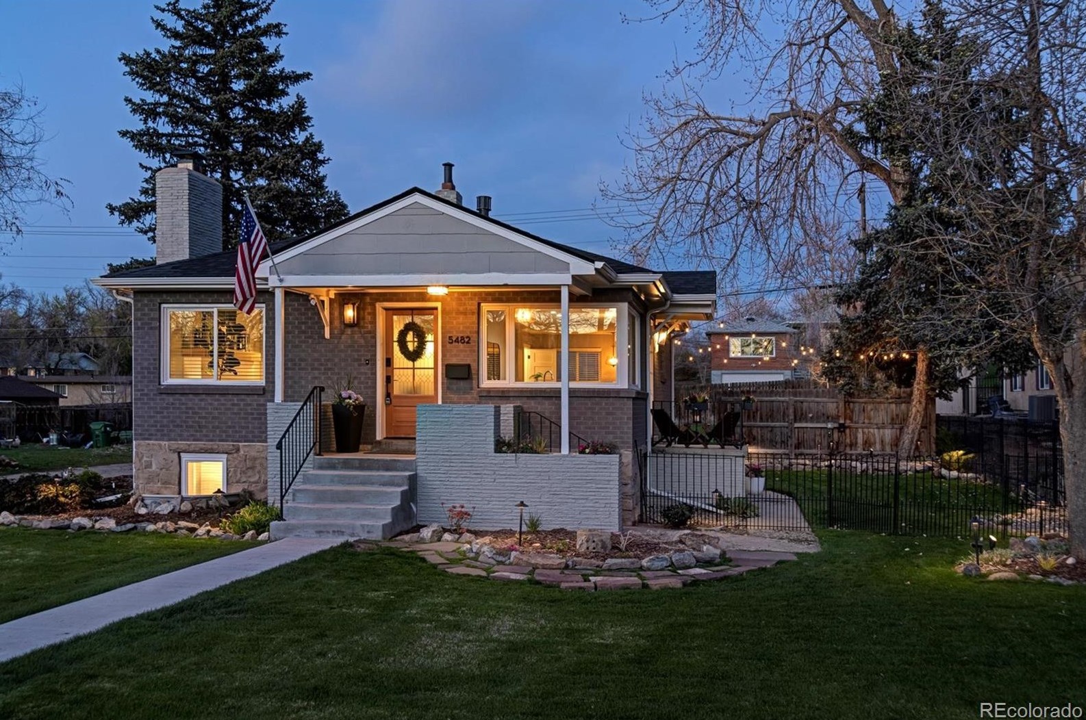 5482 Cedar St, Littleton, CO 80120-1308