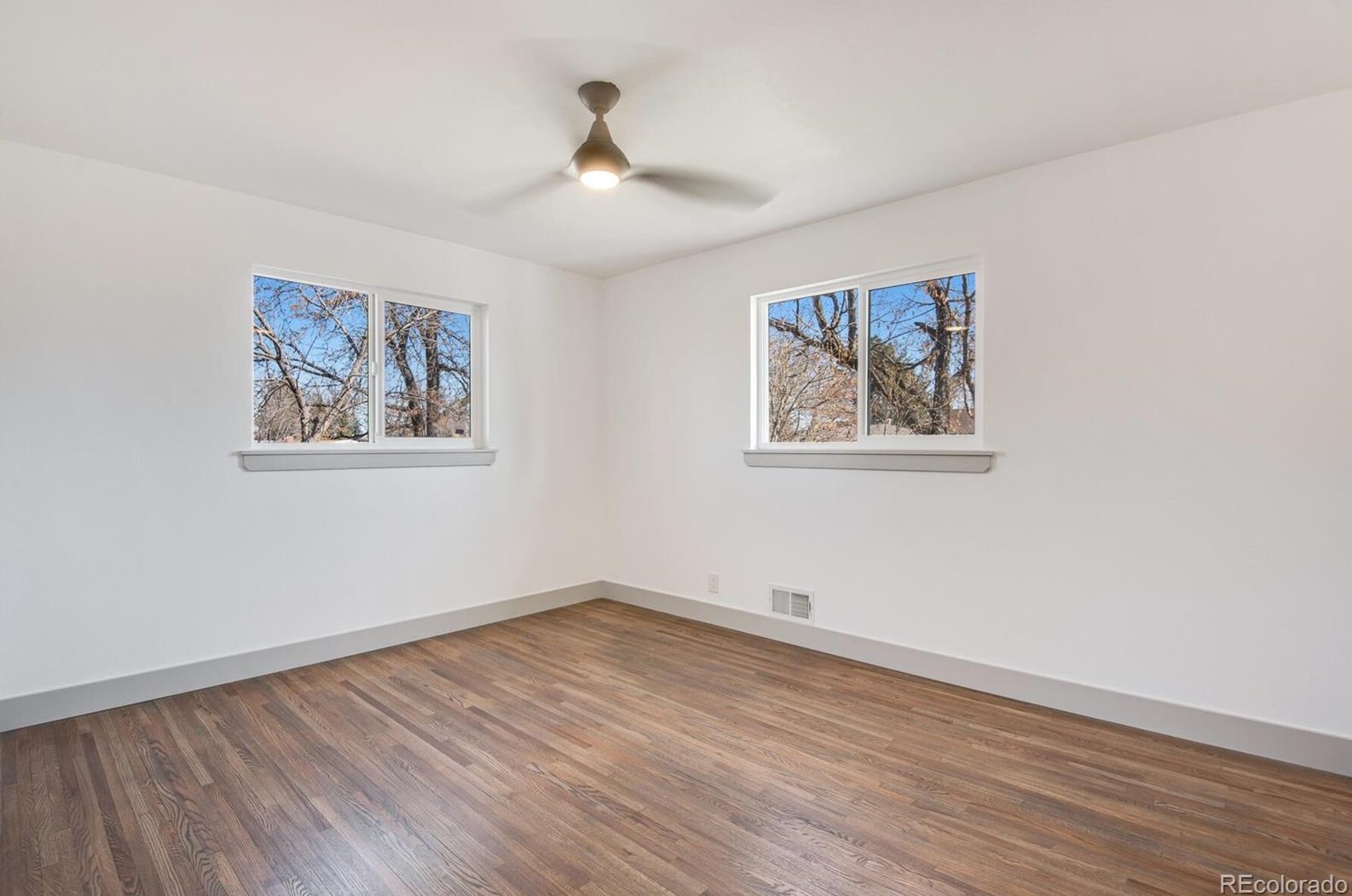 6065 Bannock St, Littleton CO  80120-2848 exterior