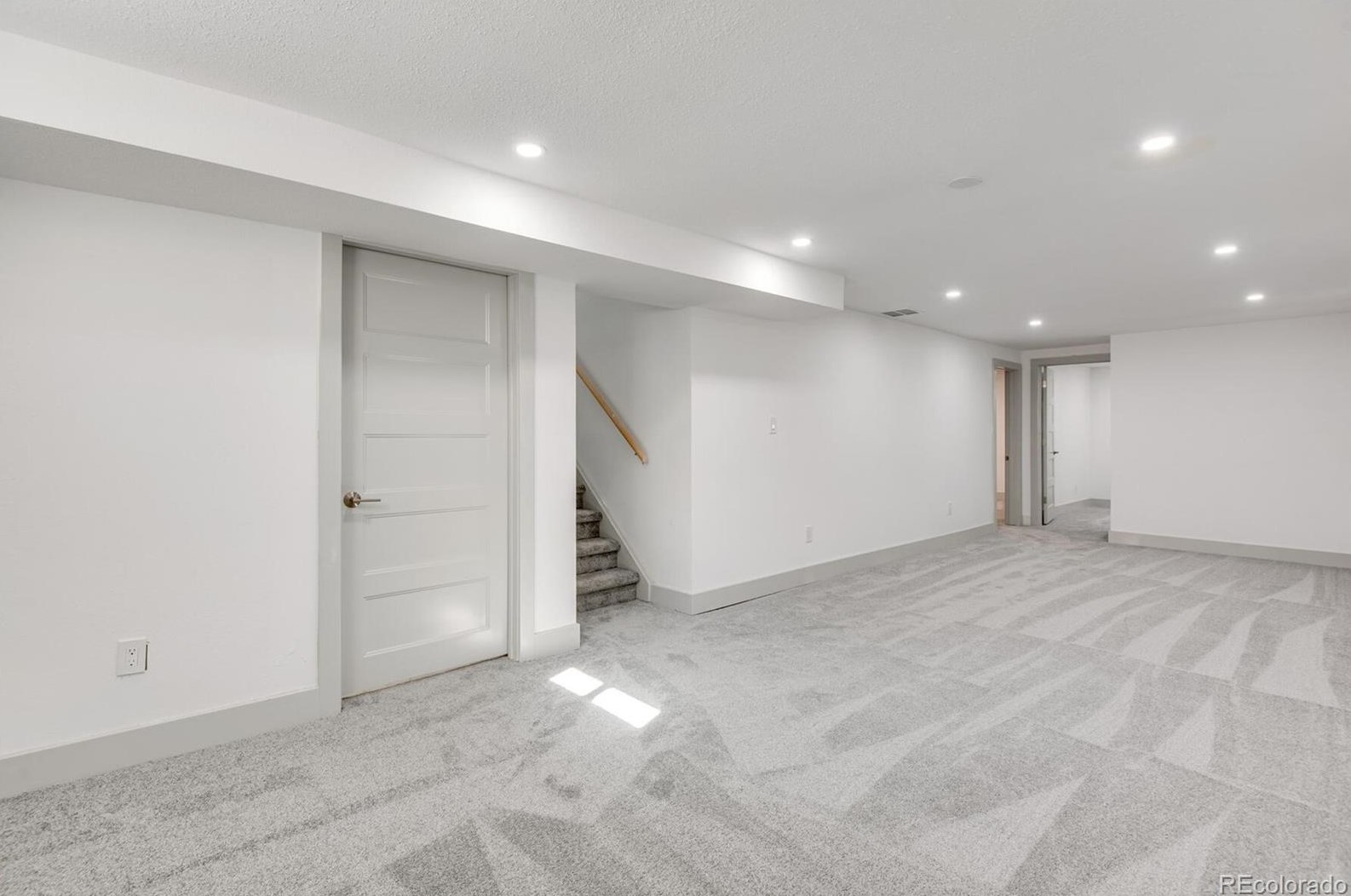 6065 Bannock St, Littleton CO  80120-2848 exterior