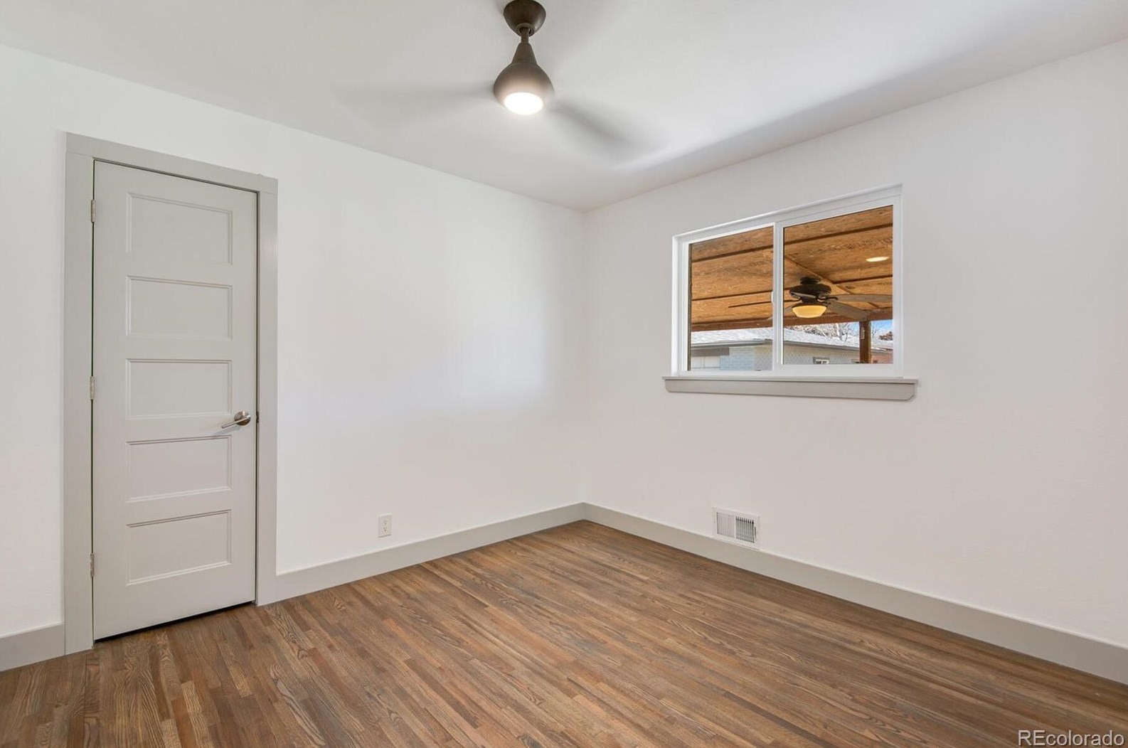 6065 Bannock St, Littleton CO  80120-2848 exterior