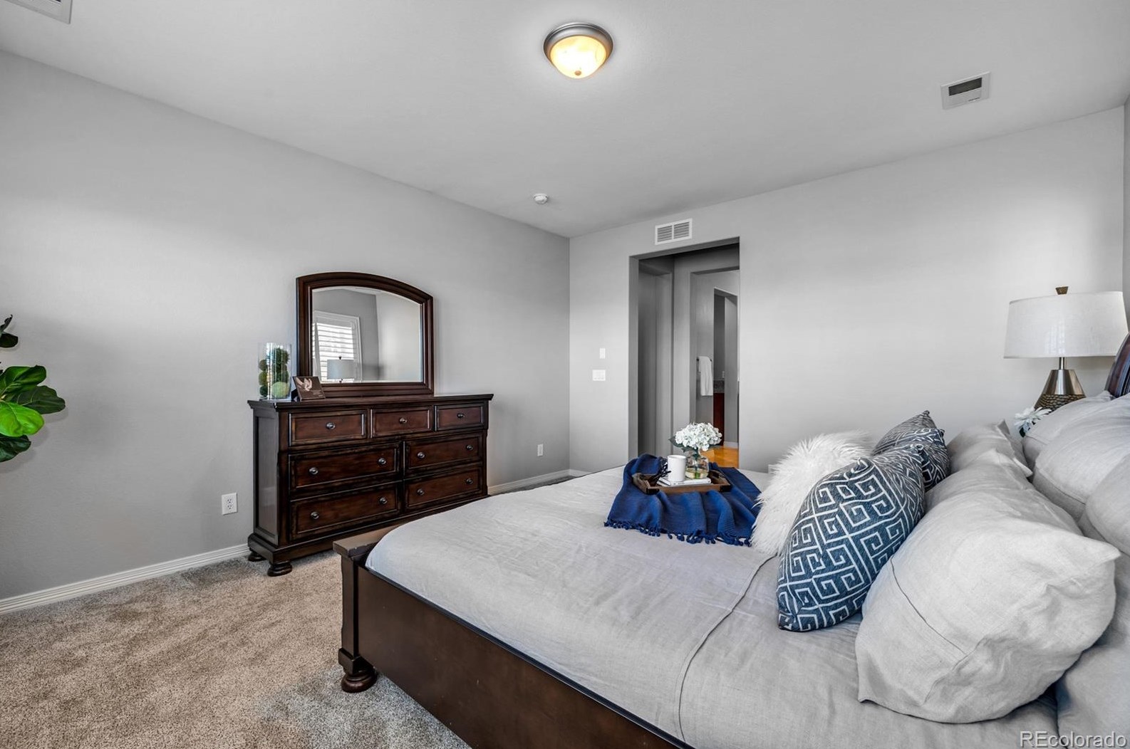 10860 Valleybrook Cir, Littleton CO 80130-6968 exterior