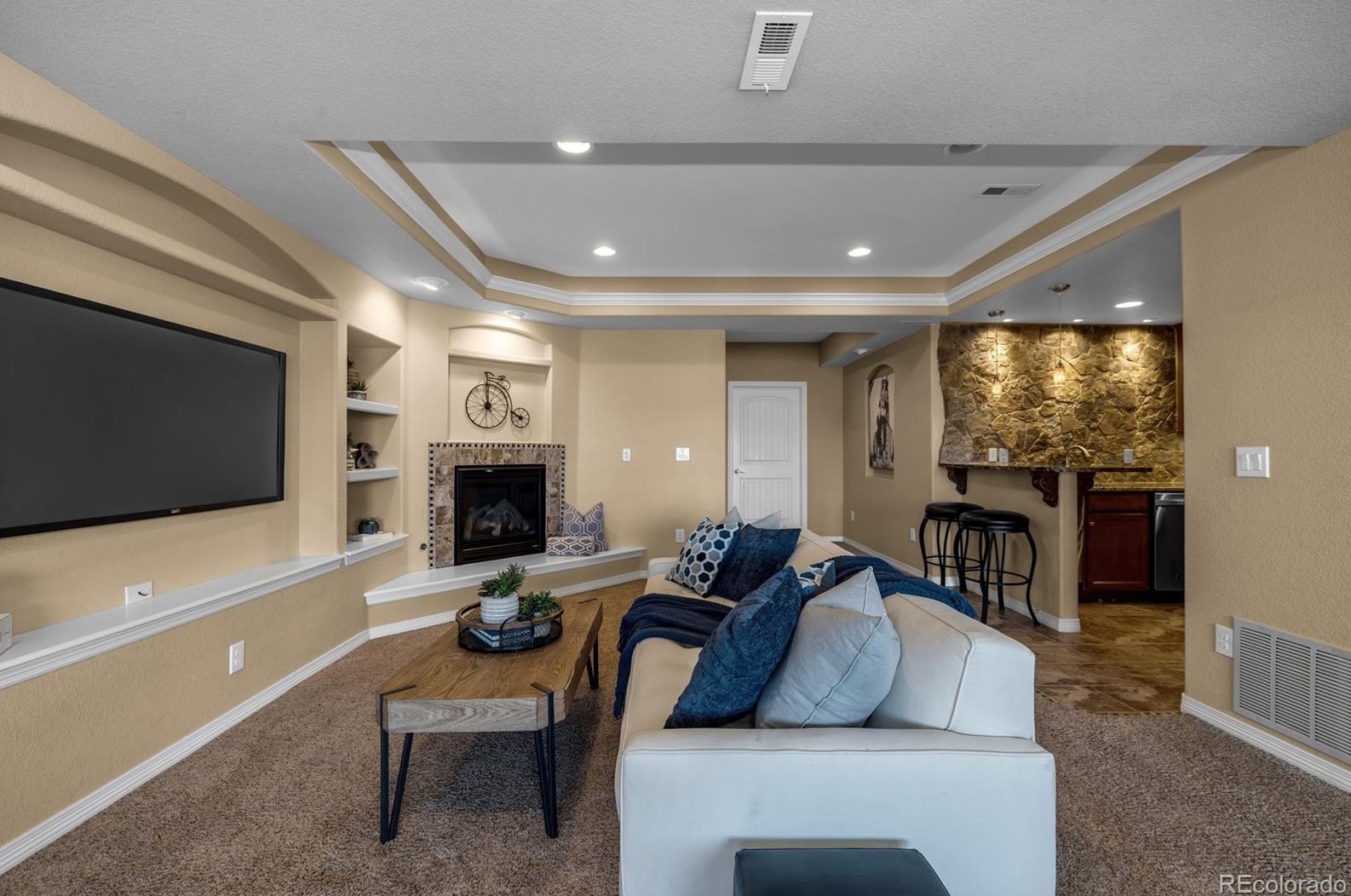 10860 Valleybrook Cir, Littleton CO 80130-6968 exterior