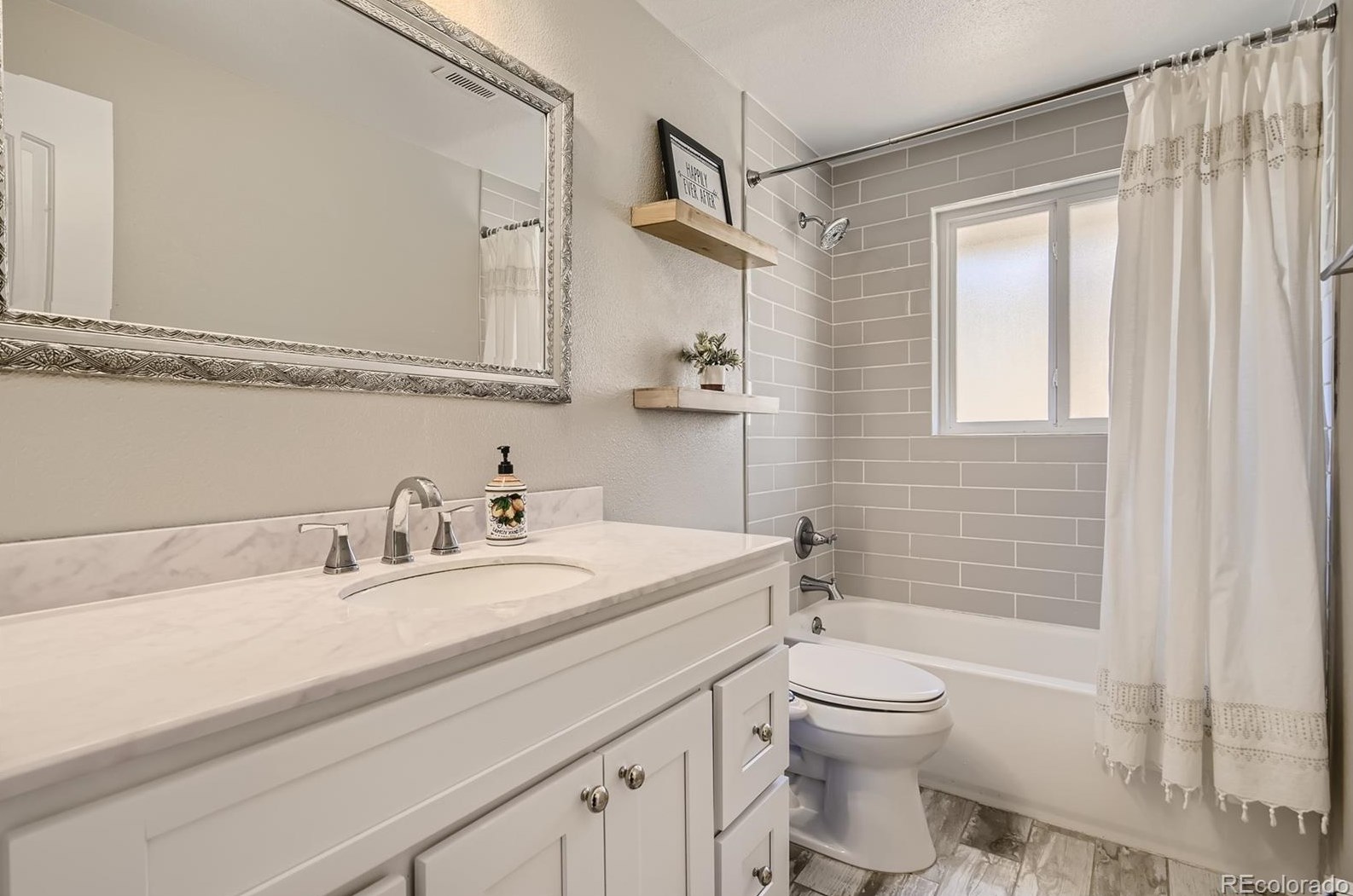 5309 Roxbury Pl, Littleton CO  80128-4967 exterior