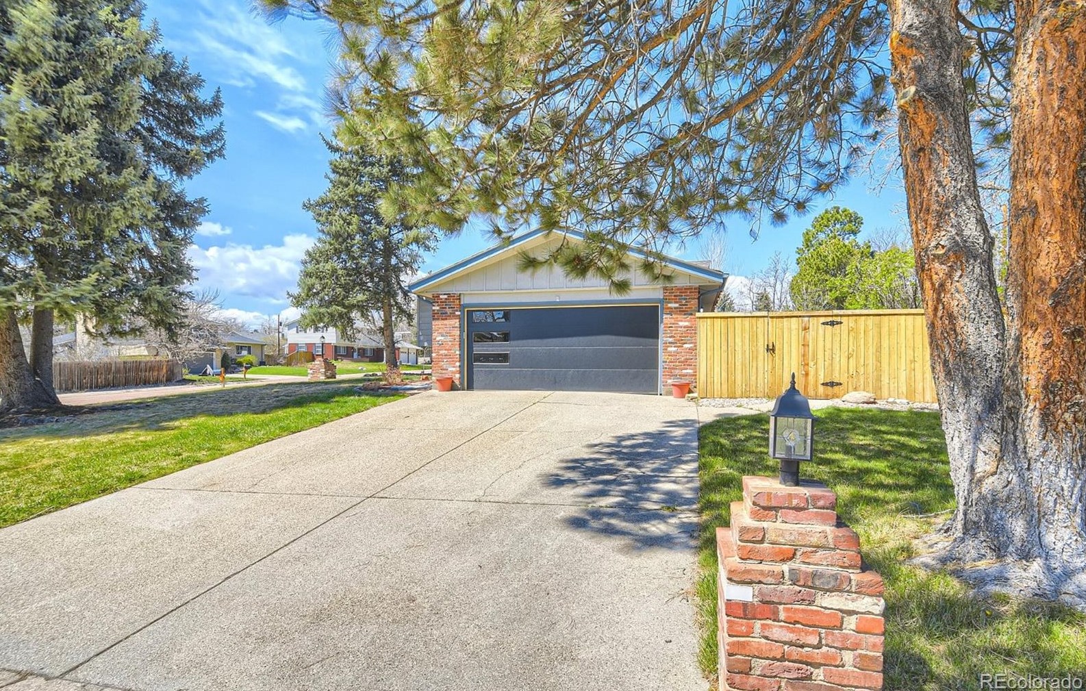 5309 Roxbury Pl, Littleton CO  80128-4967 exterior