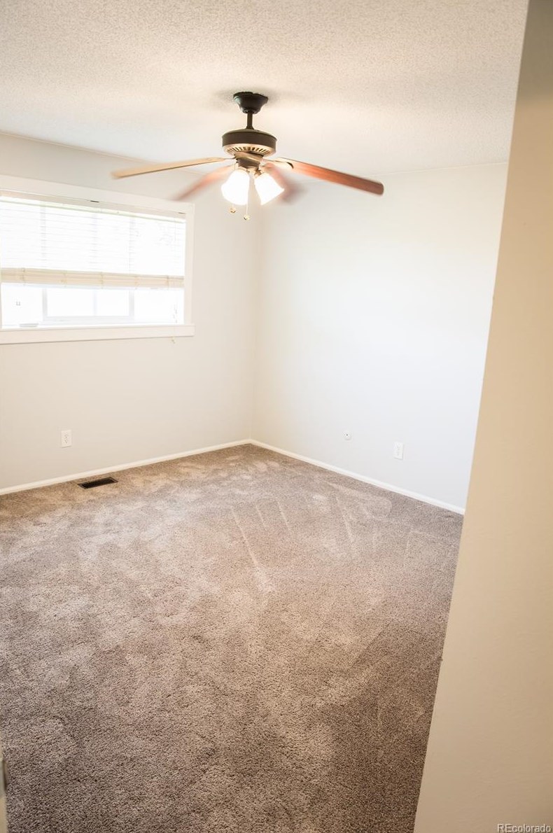 9536 Maplewood Ave, Littleton CO 80123-3428 exterior