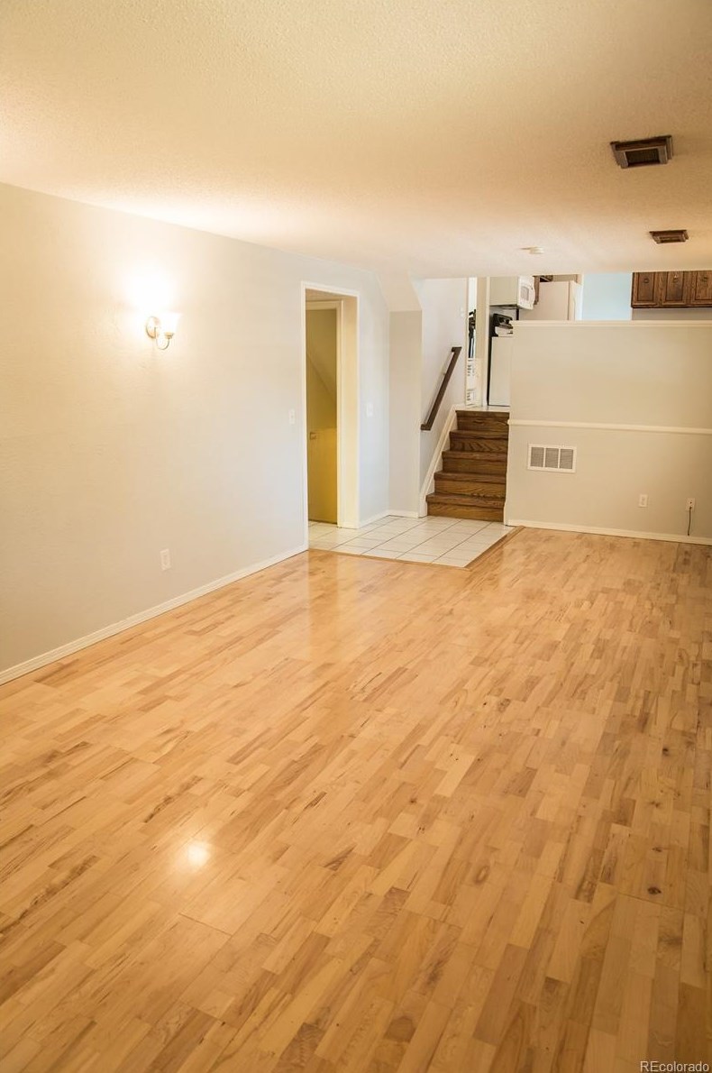 9536 Maplewood Ave, Littleton CO 80123-3428 exterior