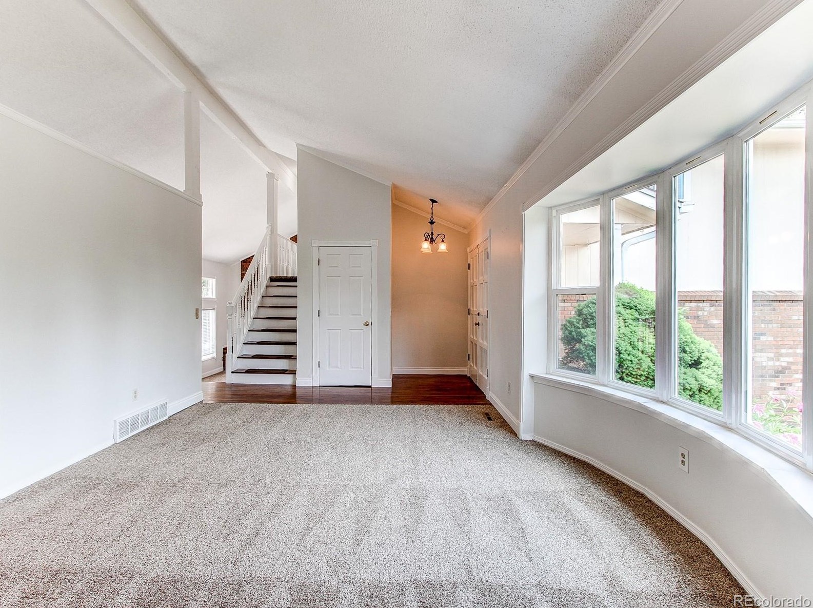 8142 Frost Ave, Littleton, CO 80128-4317