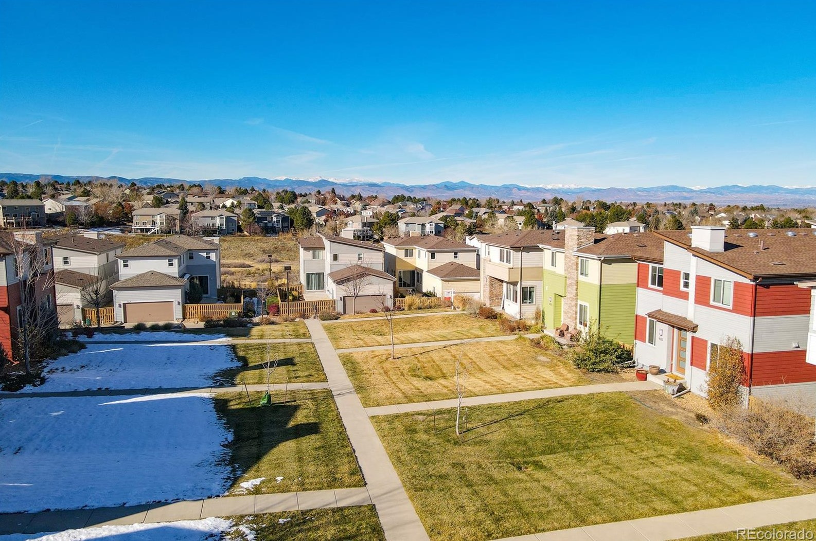 9653 Dunning Cir, Littleton CO  80126-8127 exterior