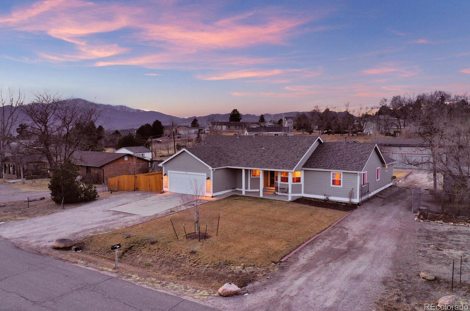 4728 Garnet Dr, Colorado Springs CO 80918-5009 exterior