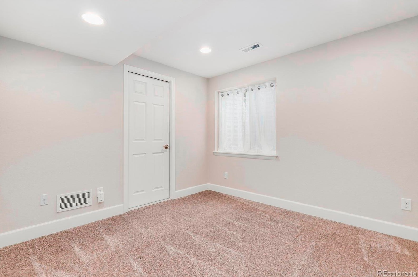 6002 Alkire Ct, Arvada CO  80004-3970 exterior