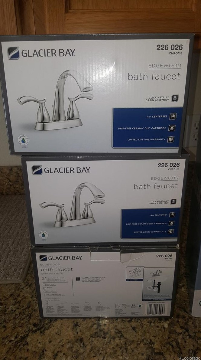 1062 Timbervale Trl, Littleton CO 80129-6945 exterior