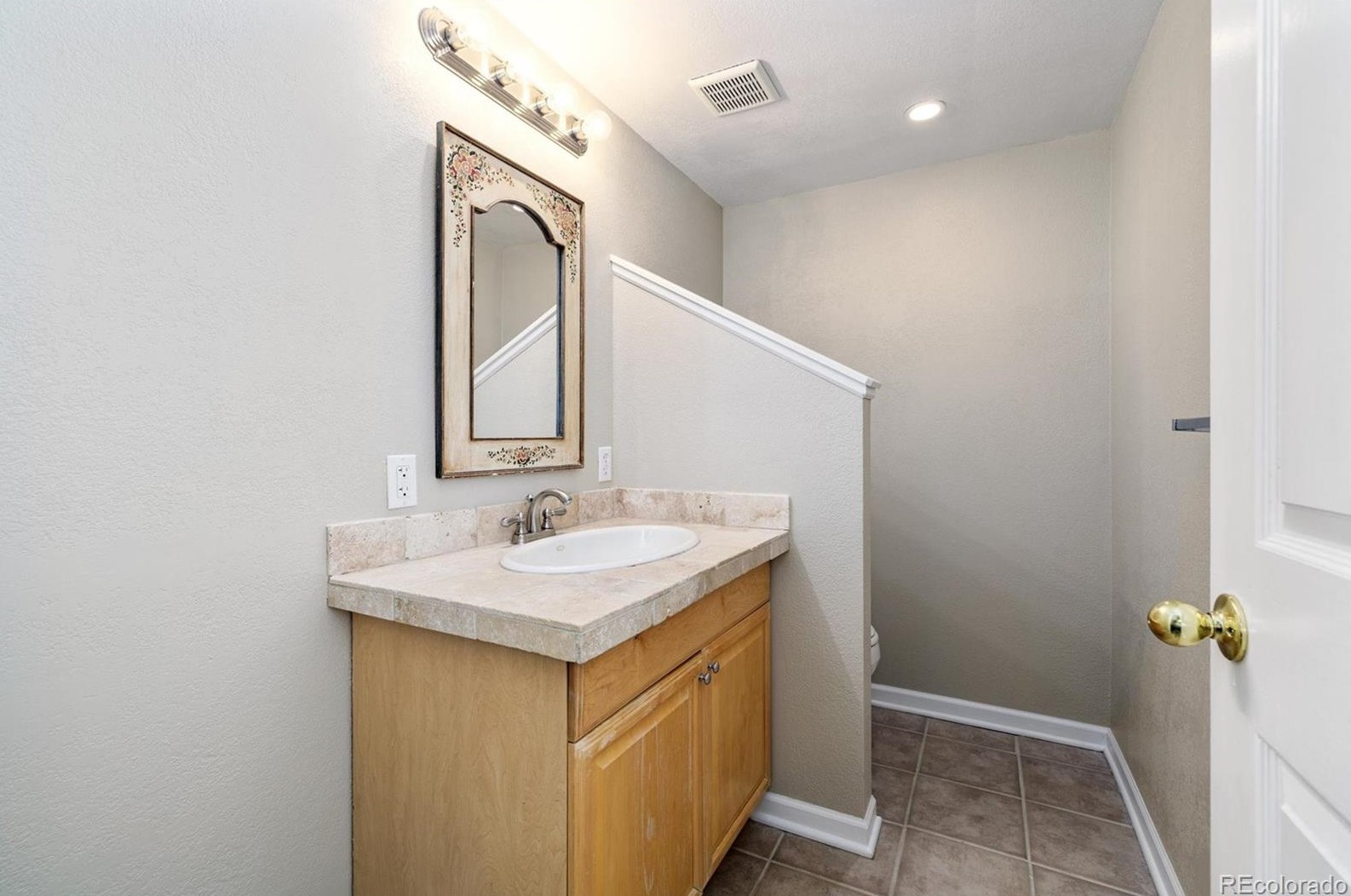 6677 Yukon Way, Littleton CO  80123-3071 exterior