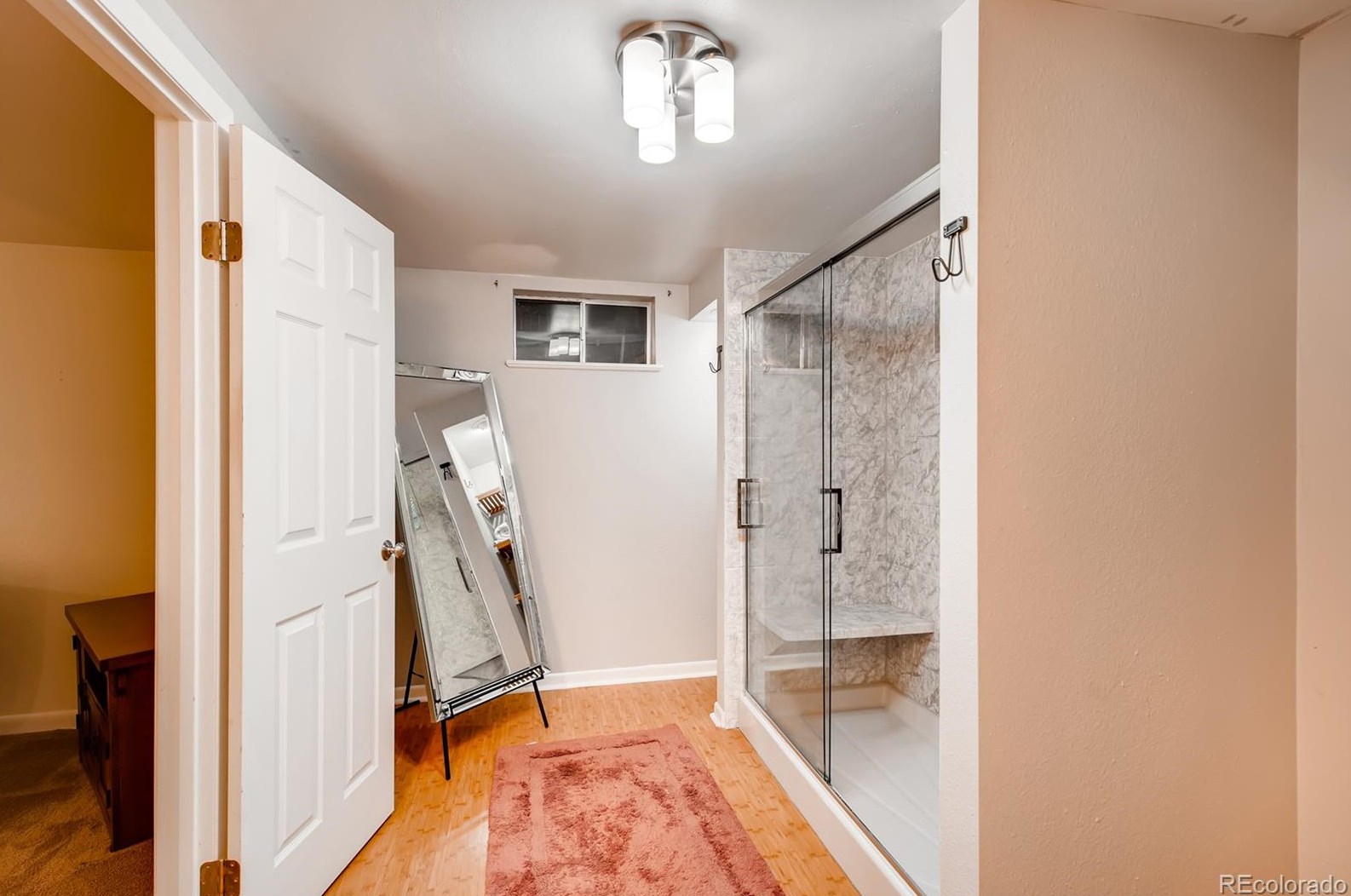 5815 Lakeview St, Littleton CO  80120-2323 exterior