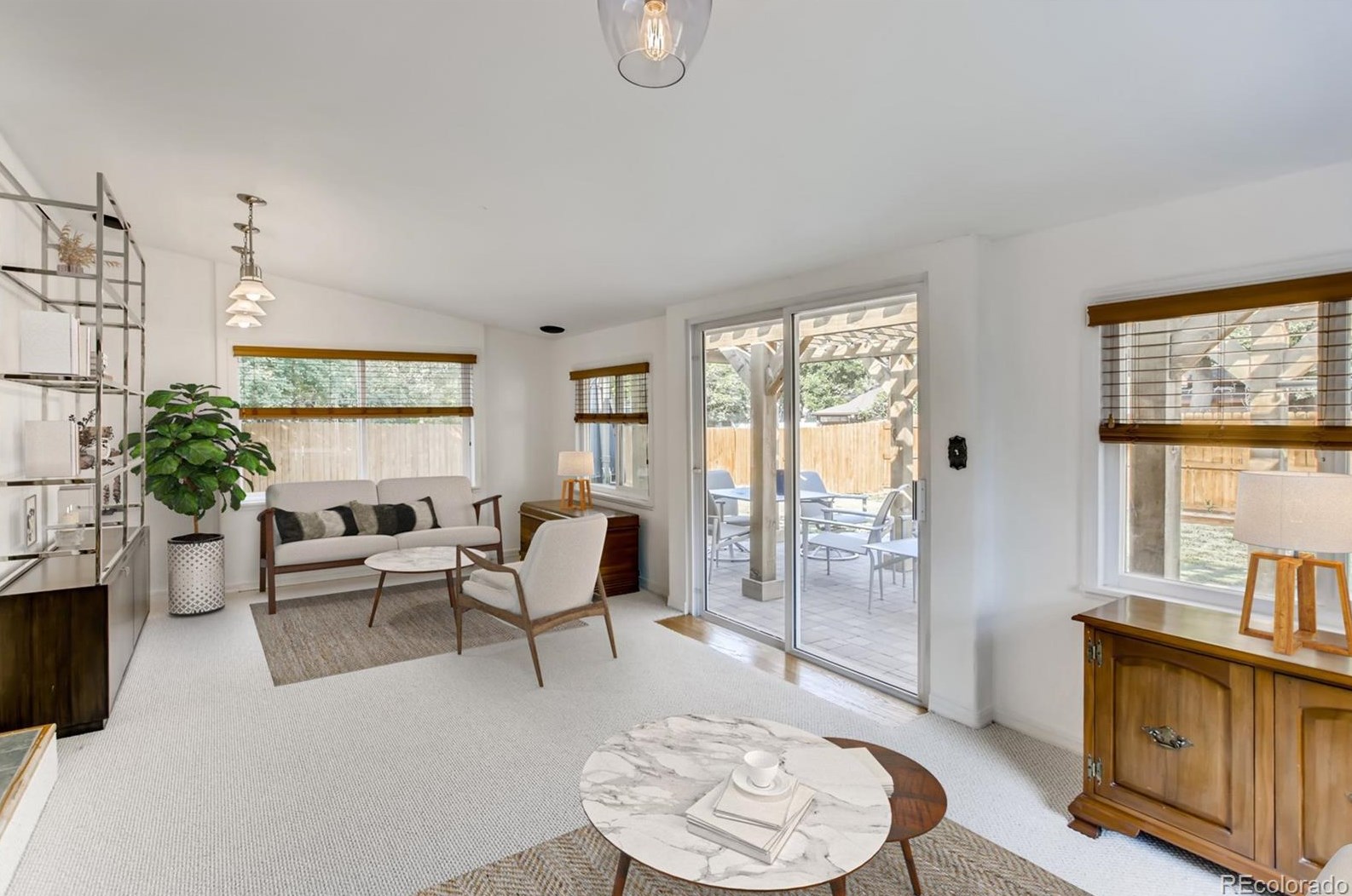 5815 Lakeview St, Littleton CO  80120-2323 exterior