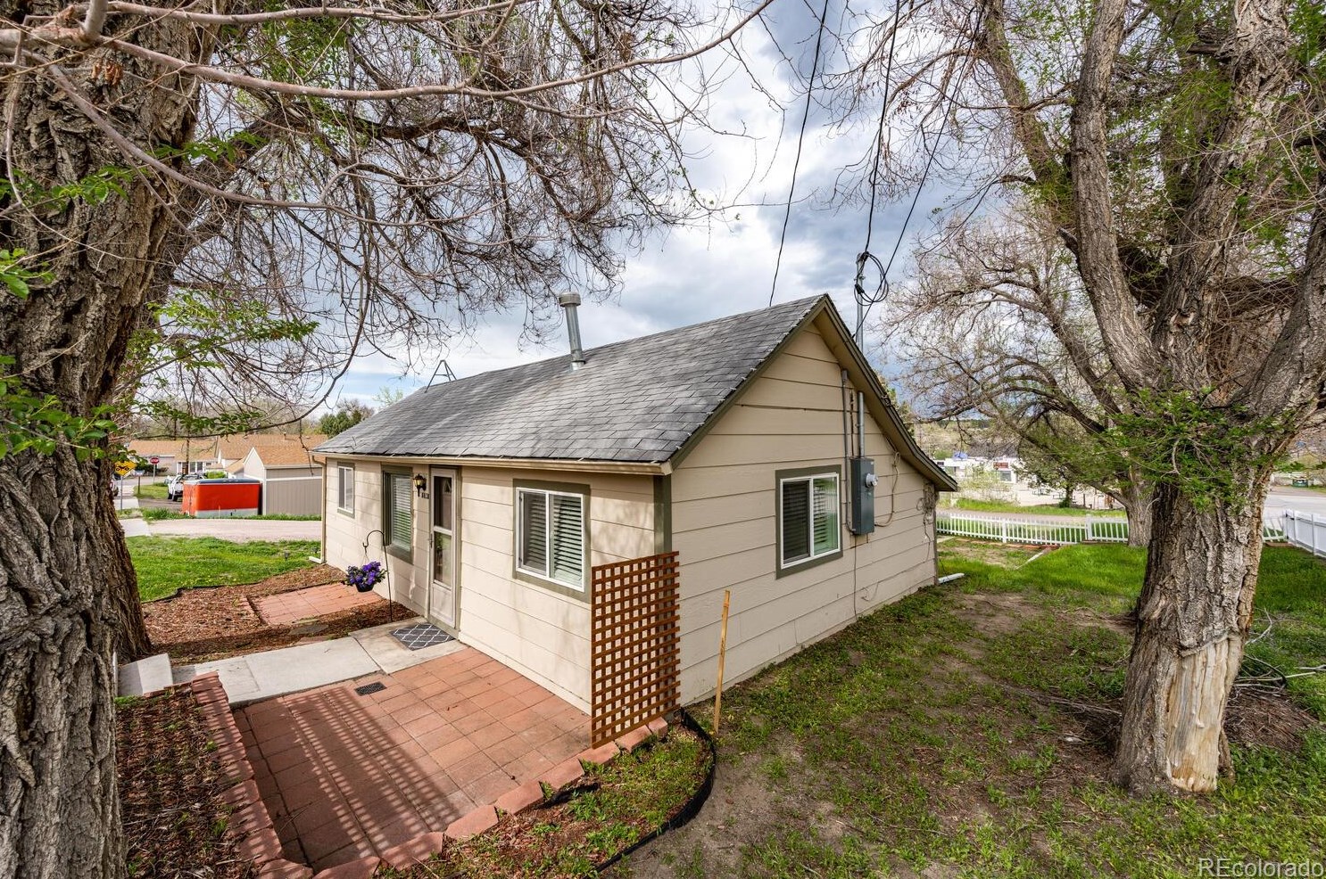 174 S Banner St, Elizabeth, CO 80107