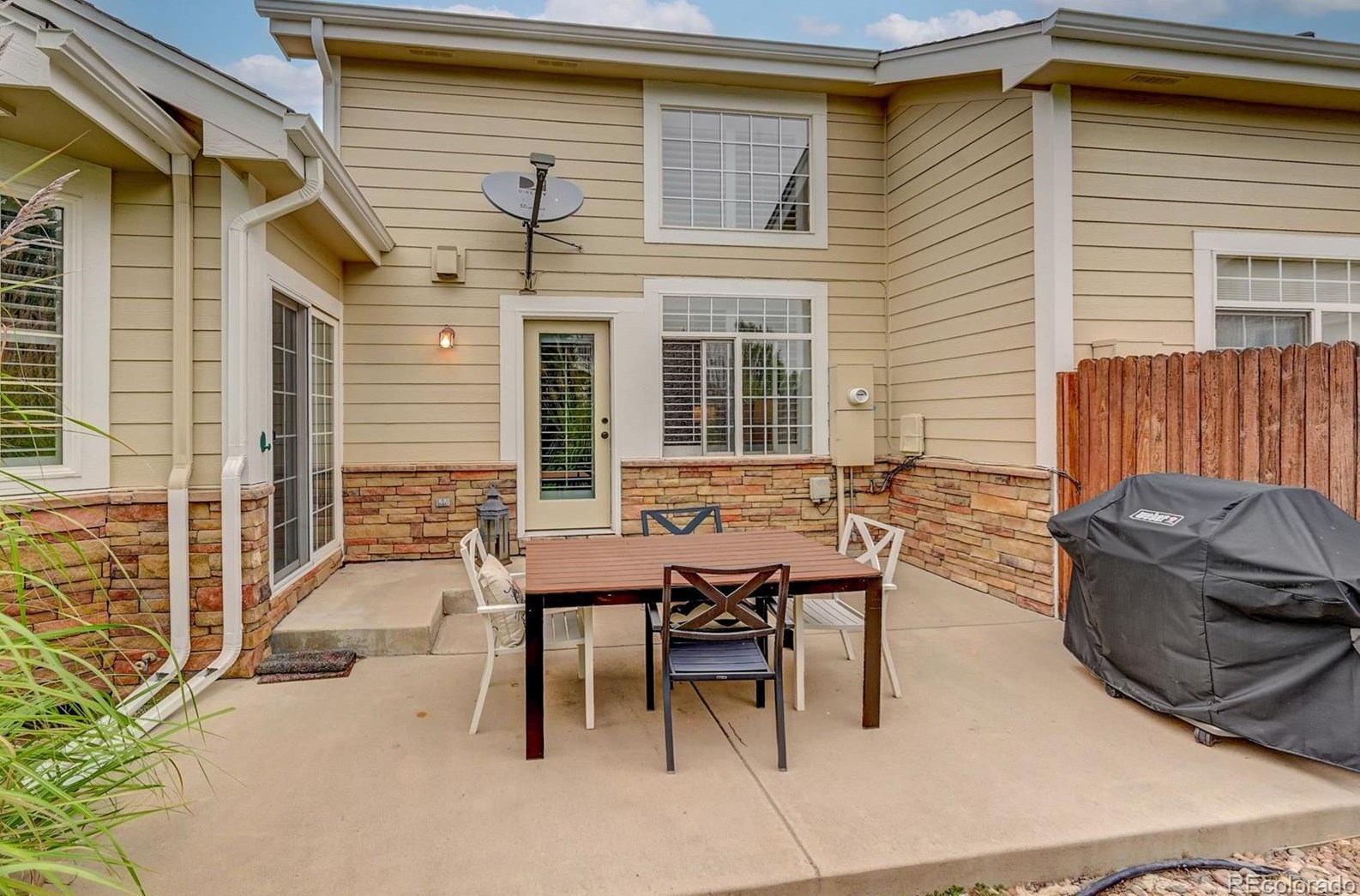 7484 Saratoga Pl, Littleton CO 80123-6310 exterior