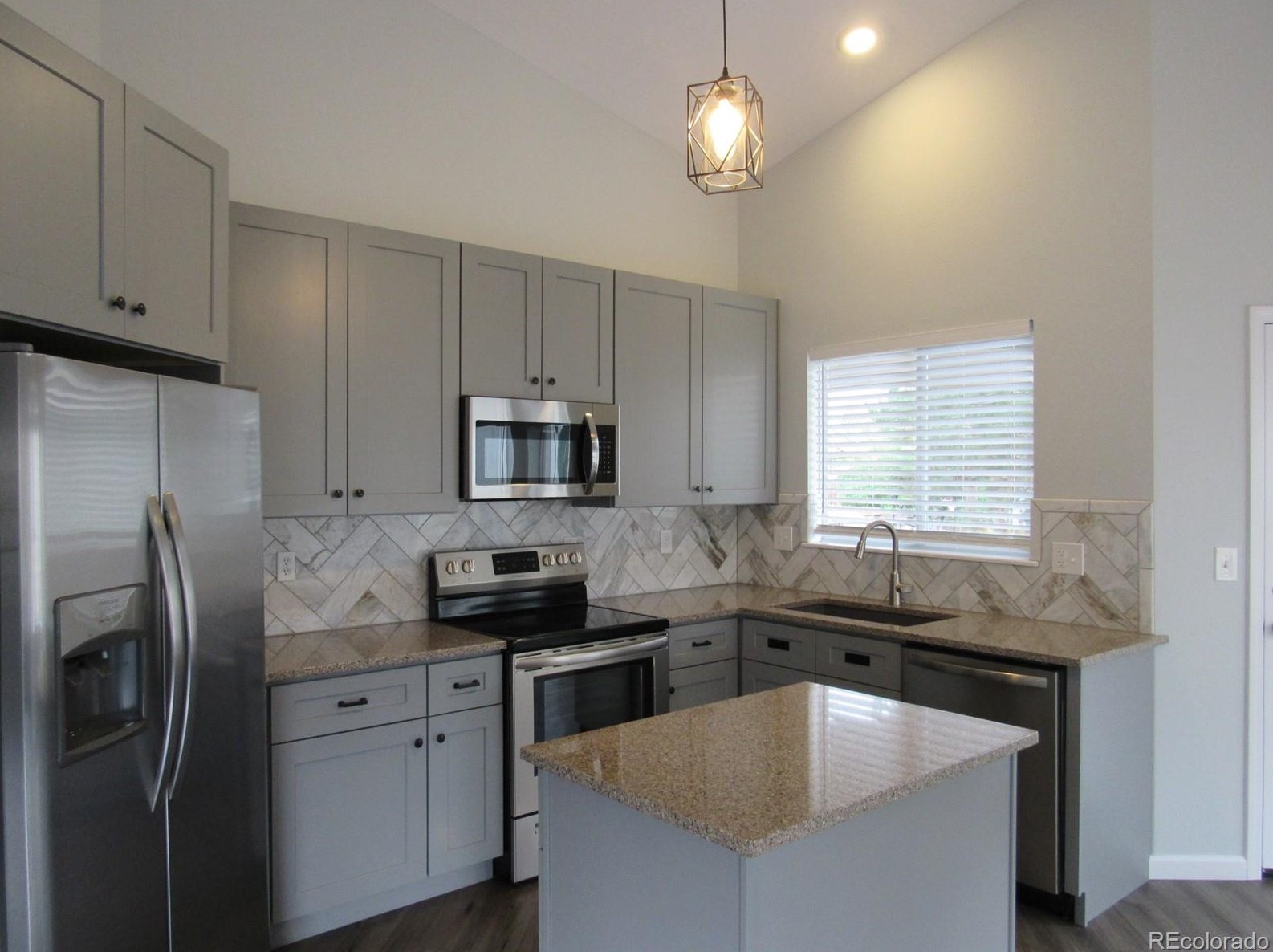 10460 82nd Ave, Arvada CO  80005-4701 exterior