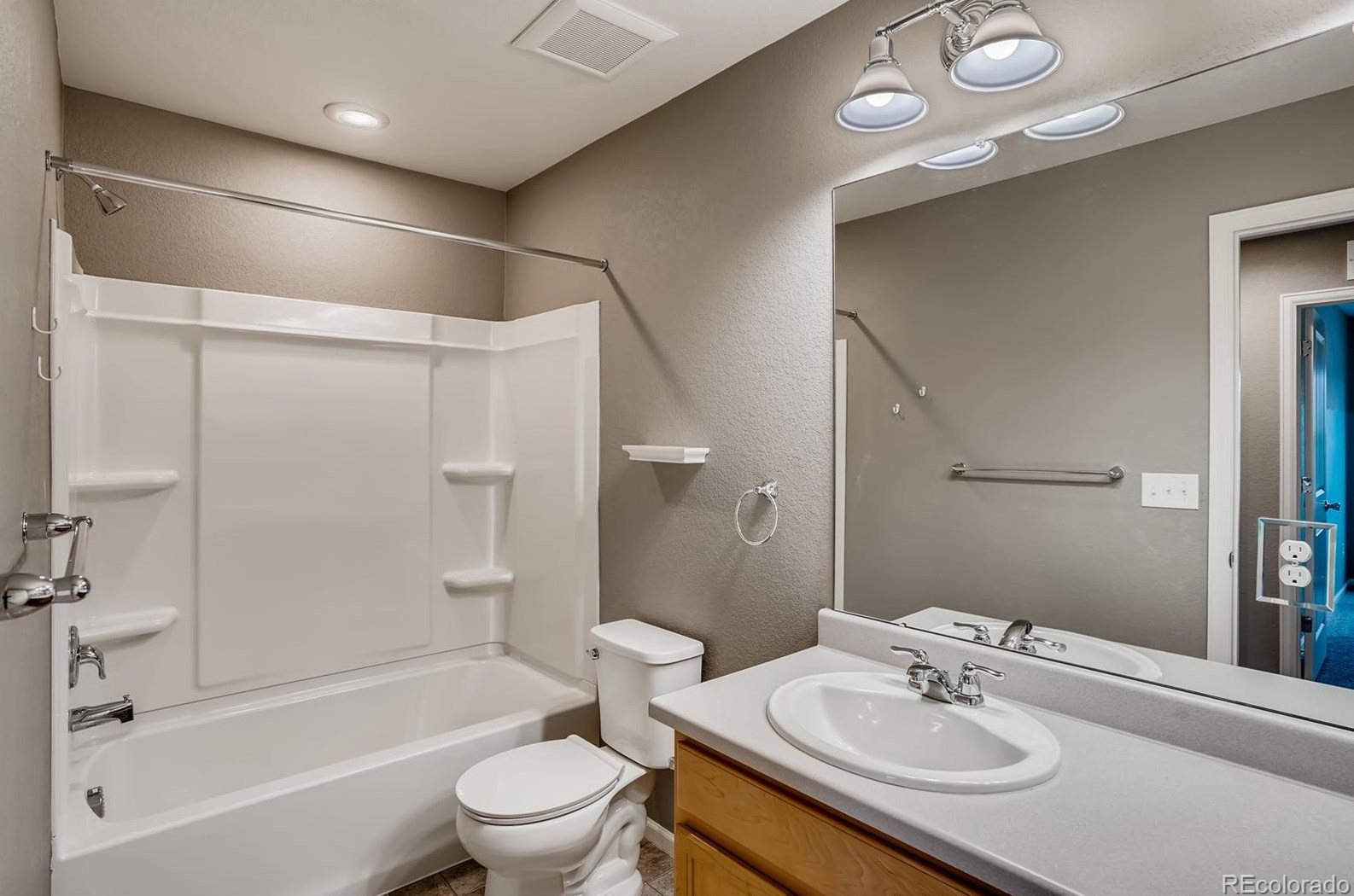 15032 70th Ave, Arvada CO  80007 exterior