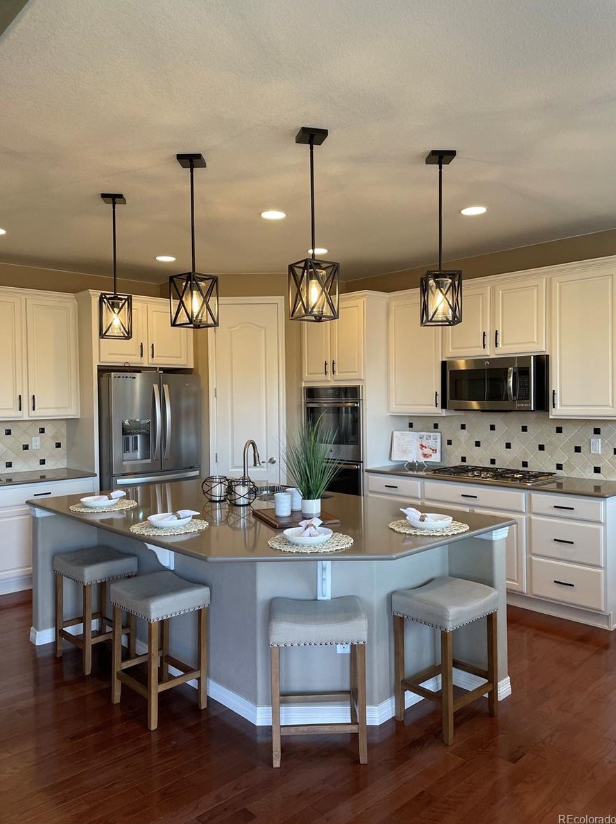 17793 84th Dr, Arvada CO  80005 exterior