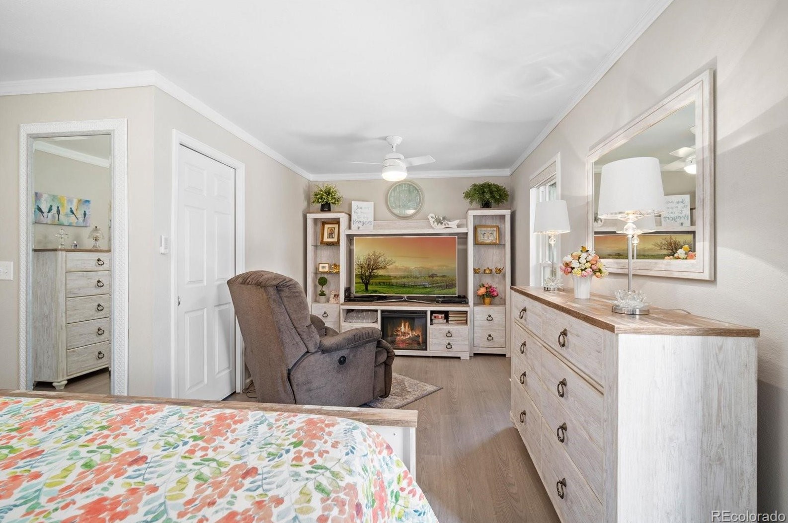 4899 Johnson St, Littleton CO 80127-8592 exterior