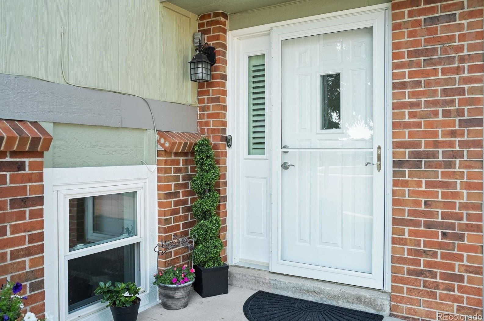 4899 Johnson St, Littleton CO 80127-8592 exterior