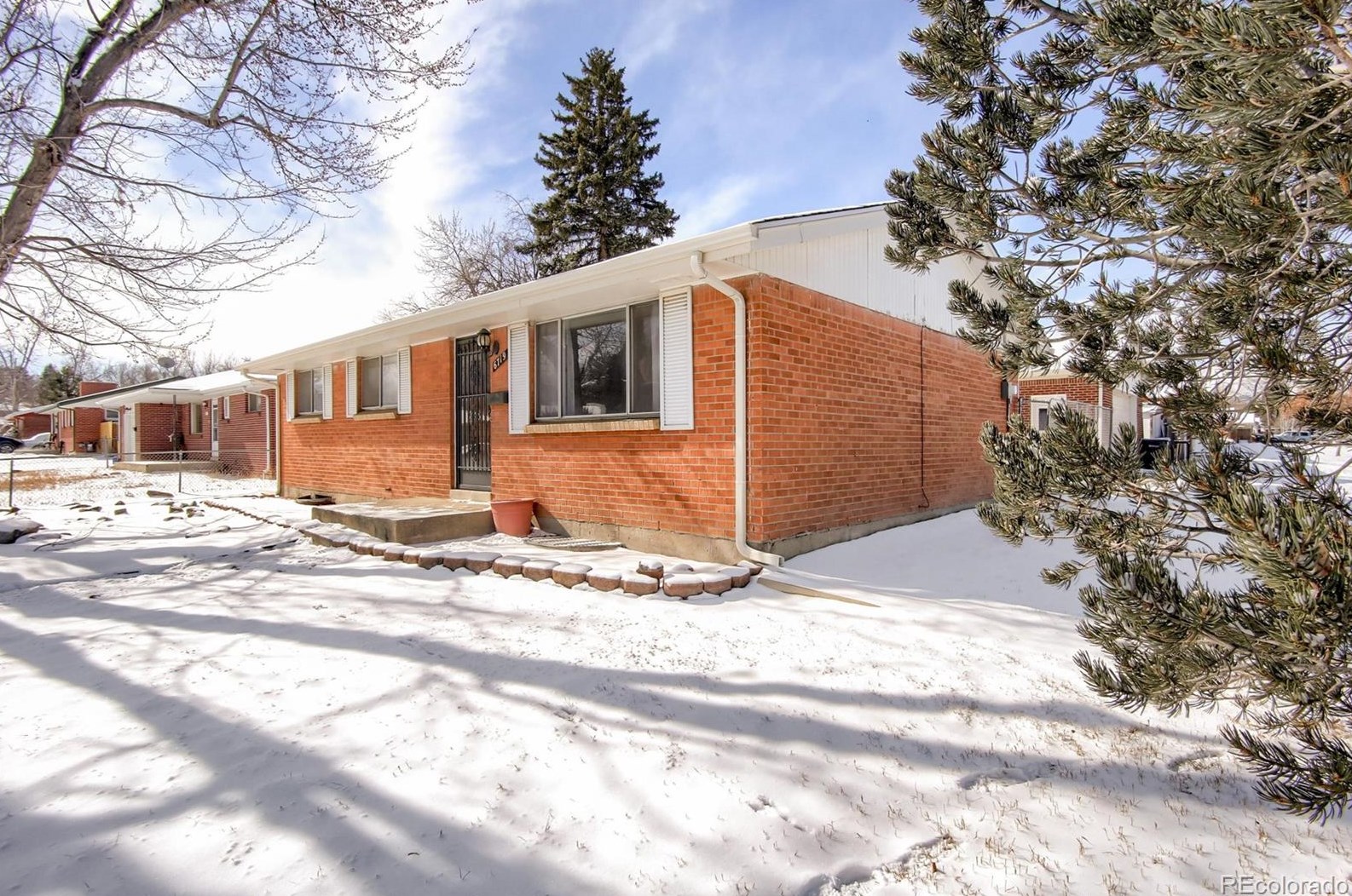 6719 Gray Ct, Arvada, CO 80003-4347