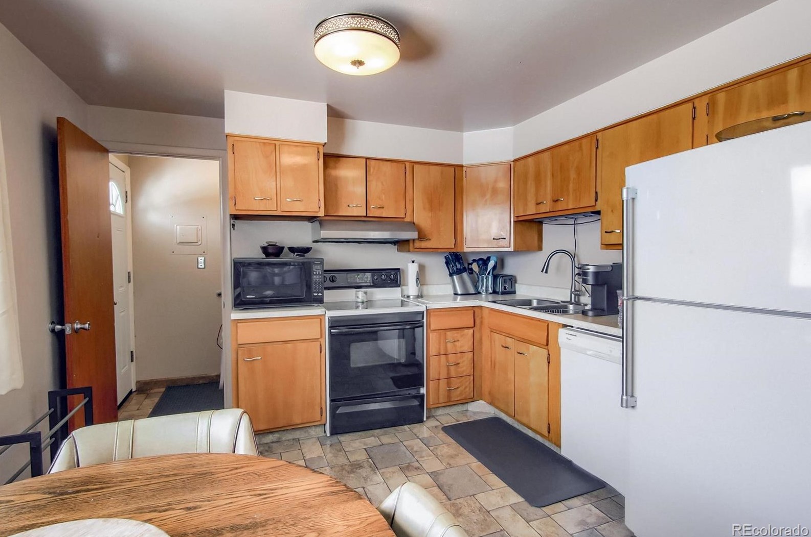 6719 Gray Ct, Arvada CO  80003-4347 exterior