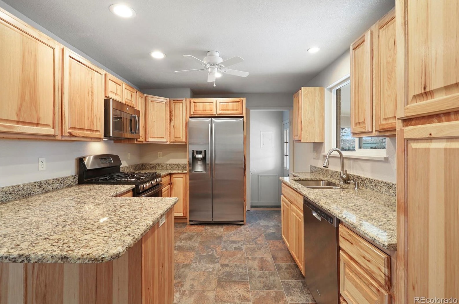 105 Birch Ave, Castle Rock CO 80104-2225 exterior