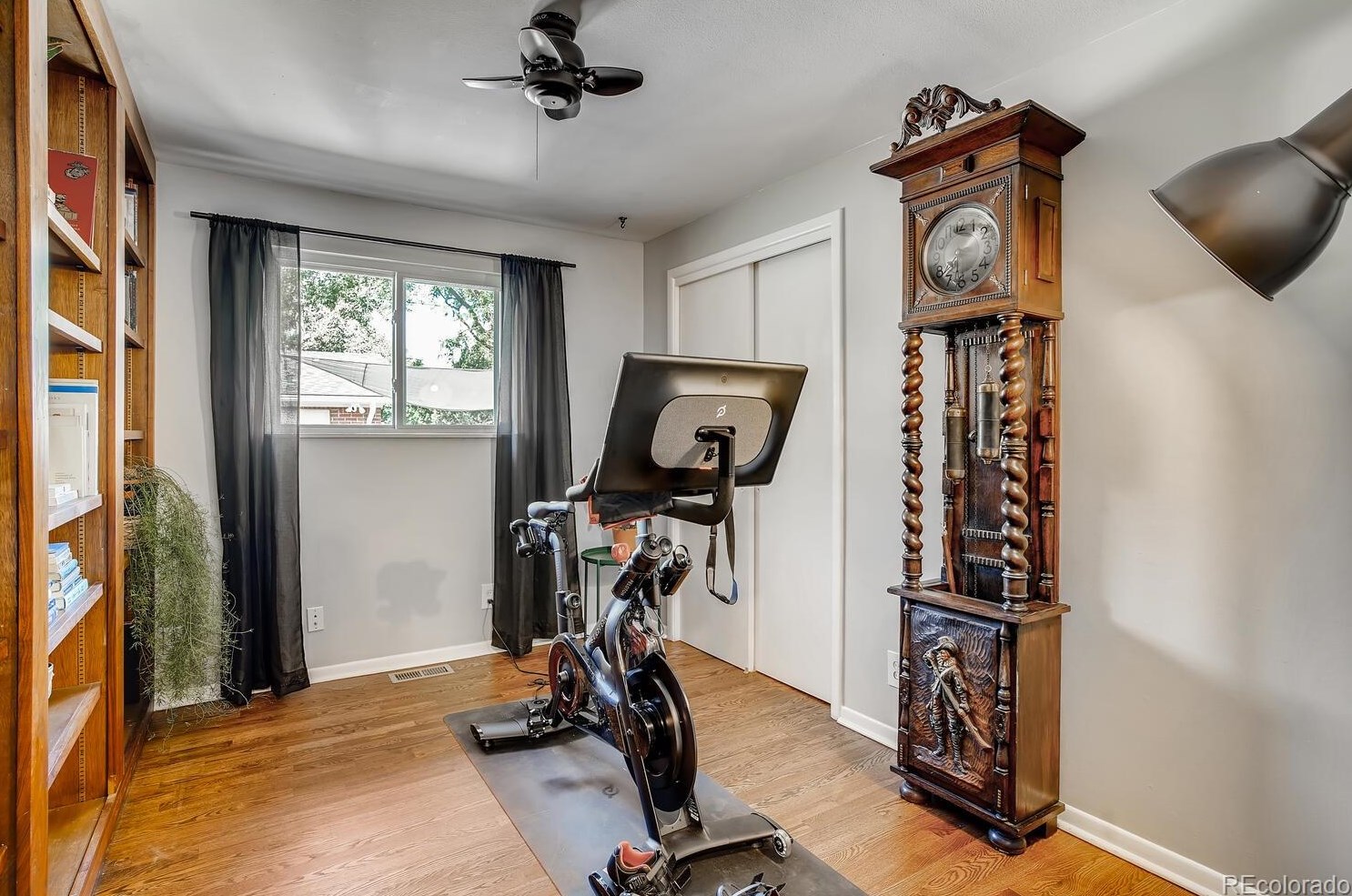 7155 Lincoln St, Littleton CO  80122-1141 exterior