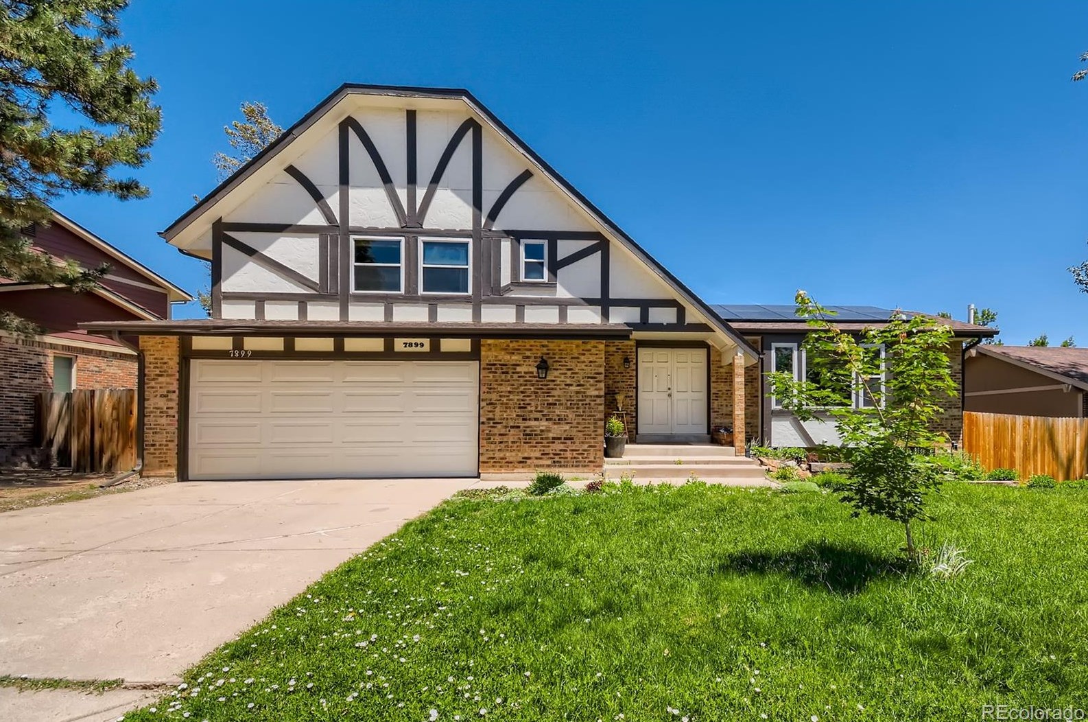 7899 Frost Dr, Littleton, CO 80128-4369