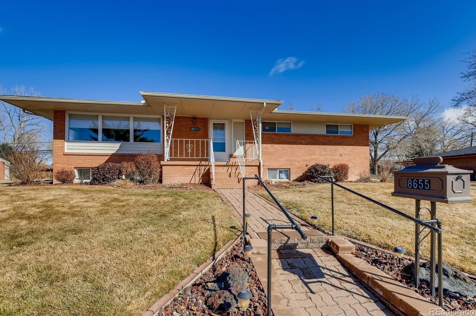 8655 68 Pl, Arvada CO  80004-1700 exterior