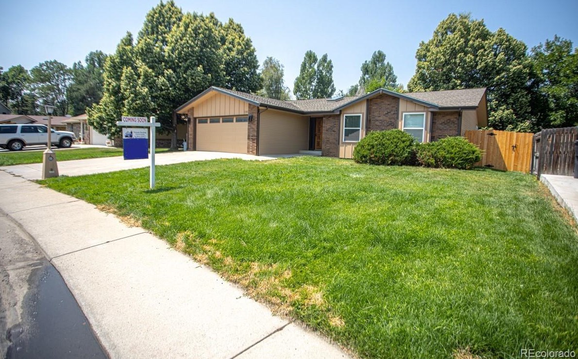 1343 Gay Cir, Longmont, CO 80501-1876