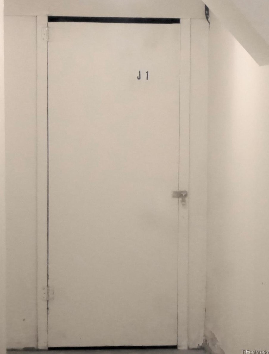 7110 Gaylord St, Littleton CO  80122-1617 exterior