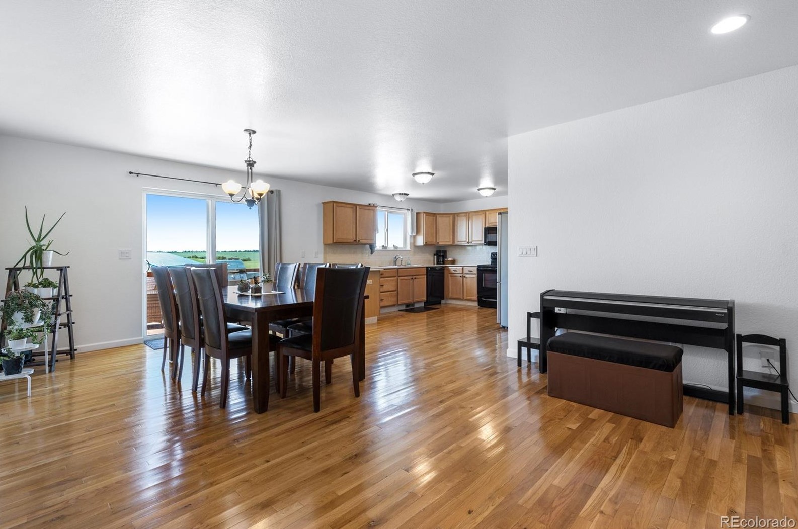 6680 Cir Hill Cir, Elizabeth, CO 80107