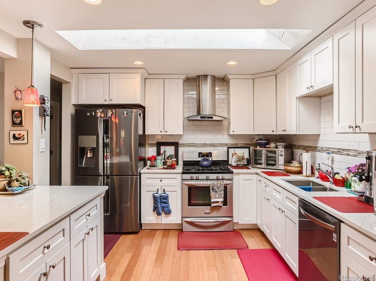 7073 Cody Dr, Arvada CO  80004-1728 exterior