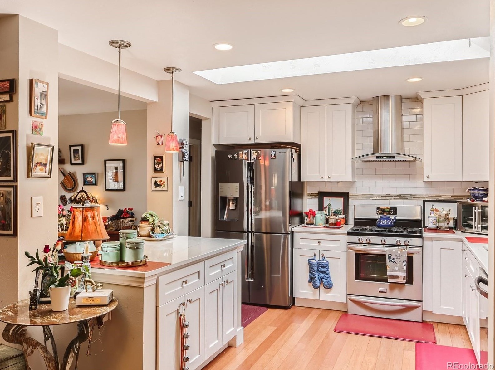 7073 Cody Dr, Arvada CO  80004-1728 exterior