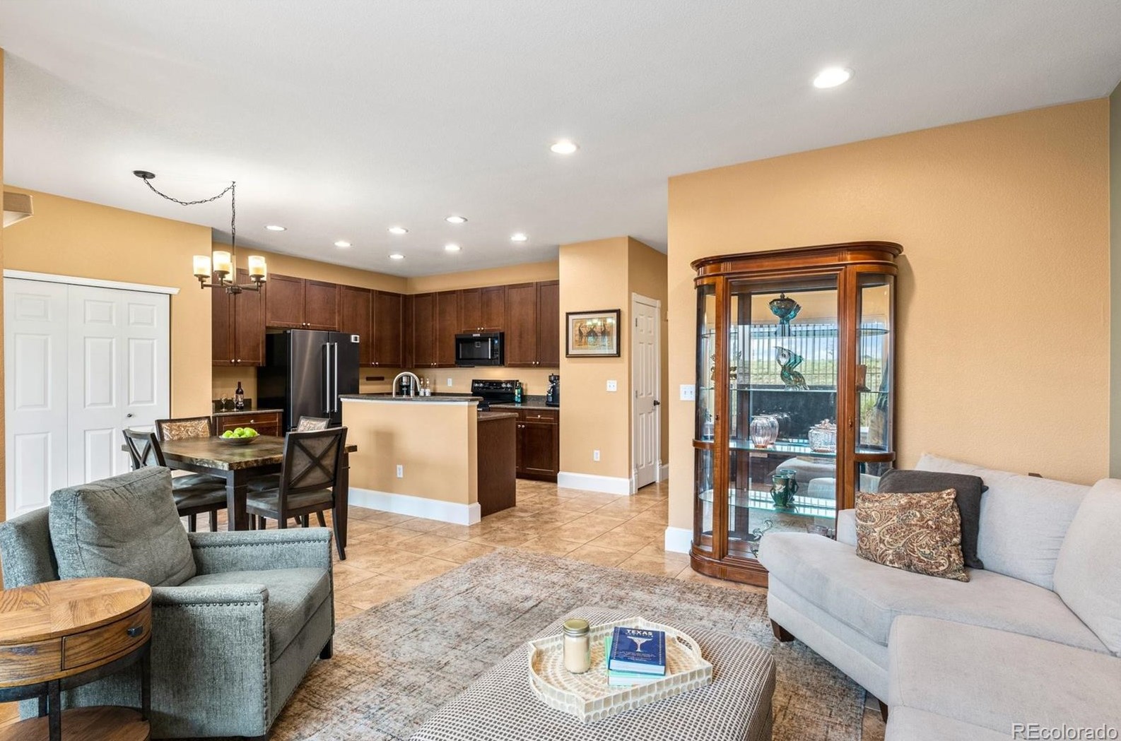 4323 Pr Rose Cir, Castle Rock CO 80109-4557 exterior