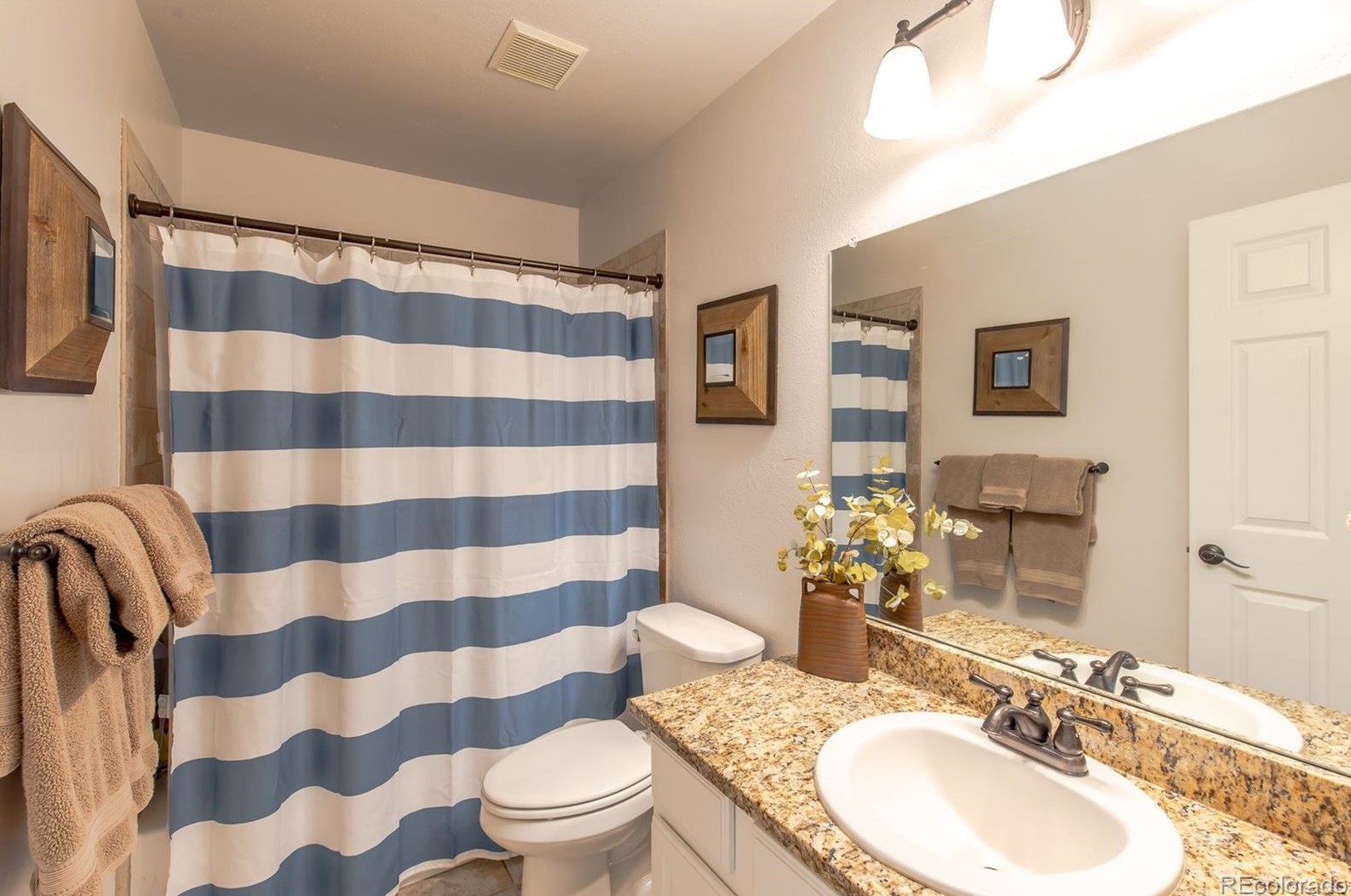 5566 Davies Pl, Littleton CO 80122-2141 exterior