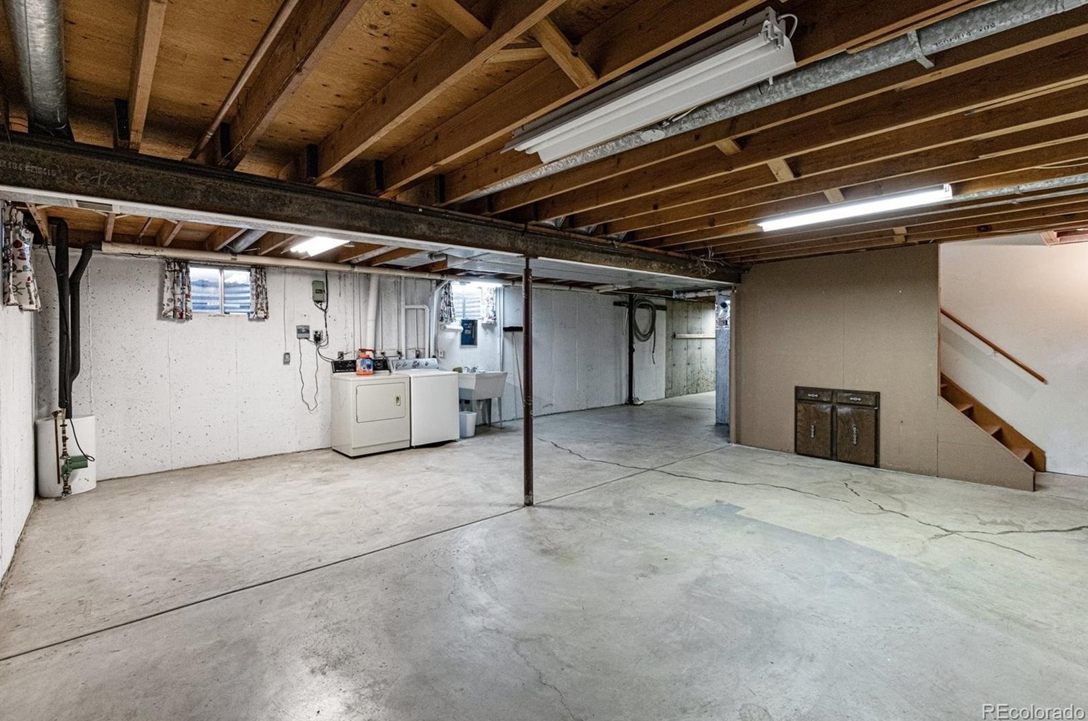 7467 Ames Ct, Littleton CO 80128-7002 exterior