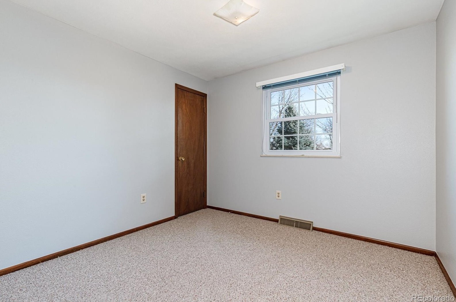 7467 Ames Ct, Littleton CO 80128-7002 exterior