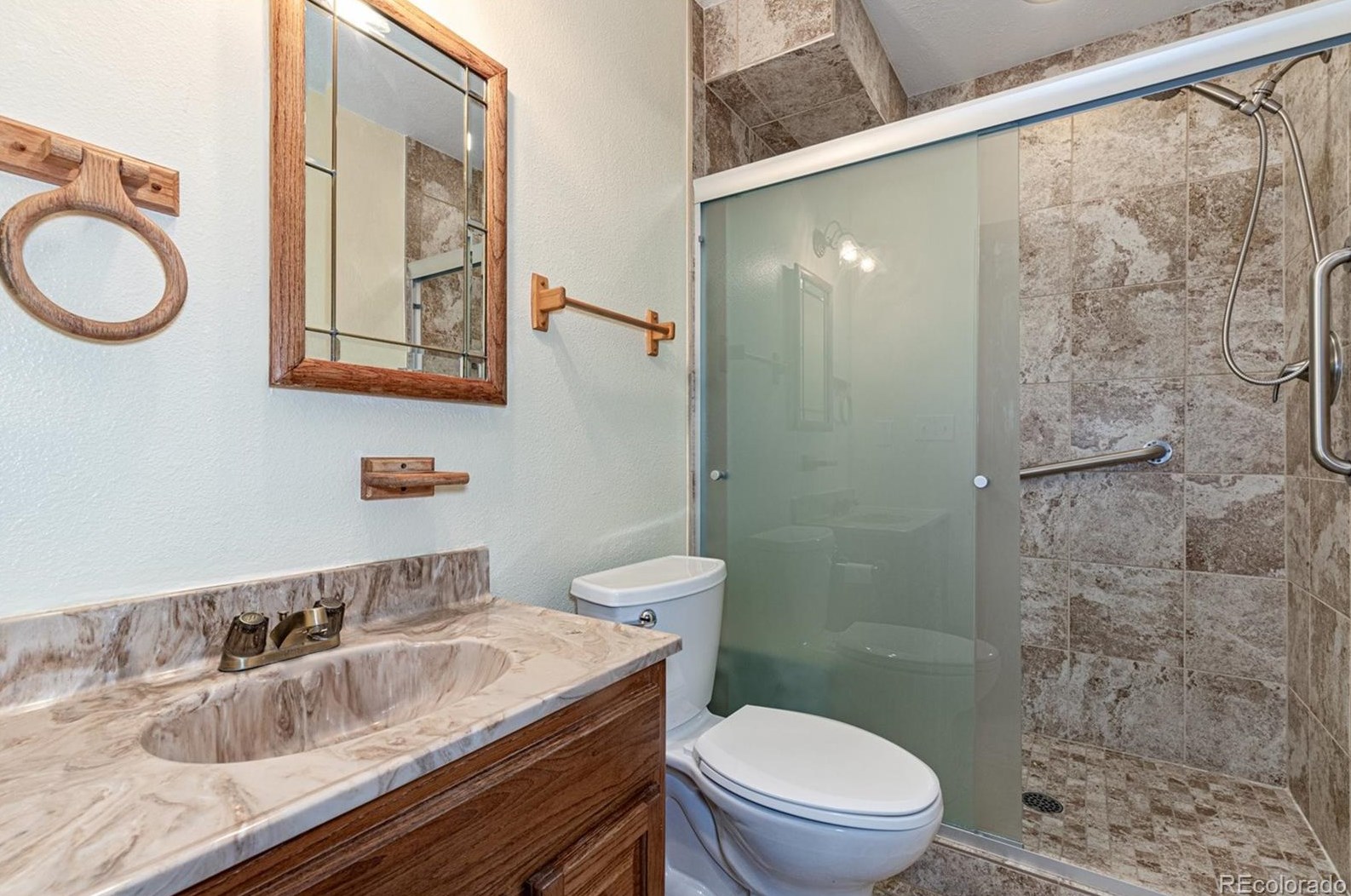 7467 Ames Ct, Littleton CO 80128-7002 exterior